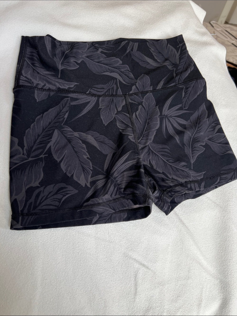 Scorpio Sol Black Leaf-Print High Waist Bike Shorts